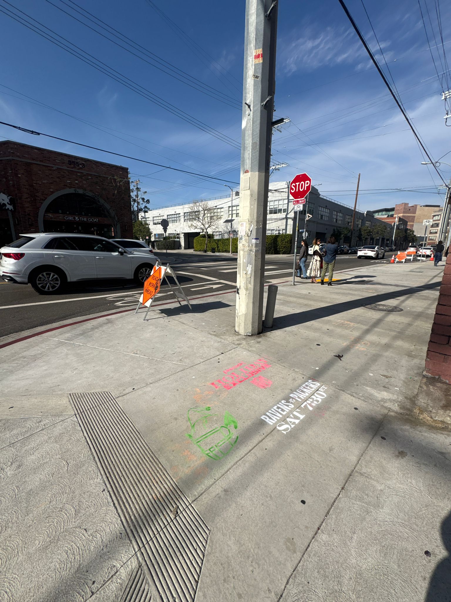 Stencil 7.10 Arts District Girl & The Goat